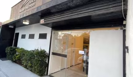 Consultório Médico para Venda em Fortaleza, Cidade dos Funcionários, 11 banheiros, 6 vagas