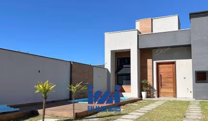 Casas a venda com 3 quartos e piscina