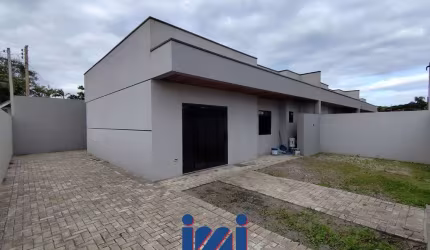 Casa 3 quartos 1 sendo suite balneário Nereidas