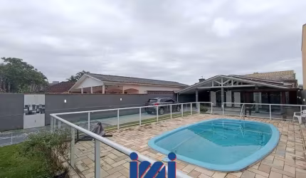 Casa com Piscina Brejatuba