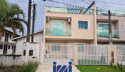Sobrado próximo ao mar Balneário Monções