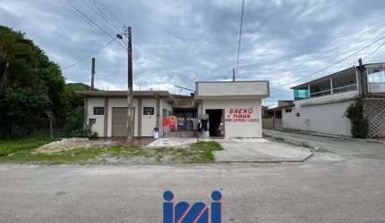 Casa com ponto comercial no tabuleiro