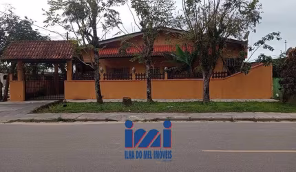 Casa a Venda em Guaratuba