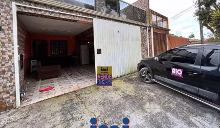 Sobrado com 4 quartos proximo ao Mar