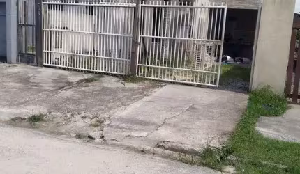CASA UMA QUADRA DA PRAIA