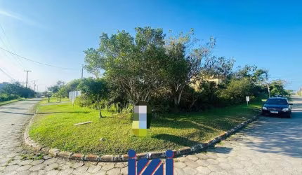 Terreno de esquina no Atami a venda