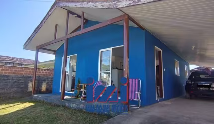 Casa com 03 quartos a venda perto do mar Guaratuba