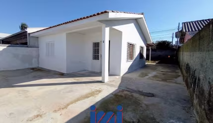 Casa com terreno em Guaratuba