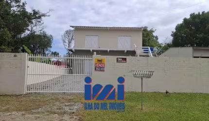 Sobrado a venda em Matinhos