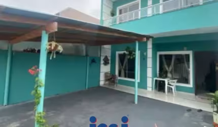 Sobrado 3 quartos a venda em Guaratuba
