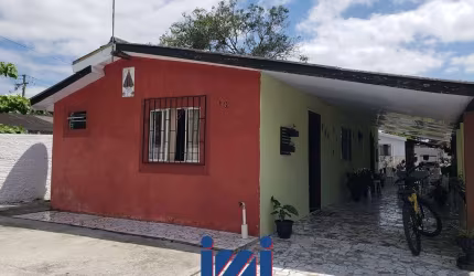 Casa com terreno amplo em Matinhos
