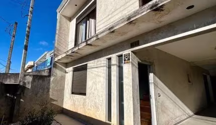 SOBRADO A VENDA NO SÍTIO CERCADO