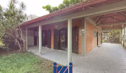 Casa a venda na praia Santa Terezinha Pontal