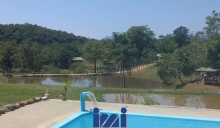 Chácara em Antonina! Condomínio fechado.