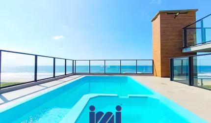 Apartamento com 3 quartos frente mar Matinhos
