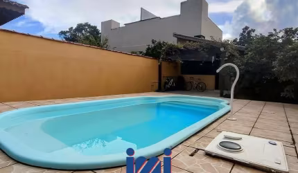 Casa faixa Mar com Piscina no Grajau a venda