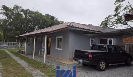 Casa a venda na praia - Pontal do Sul