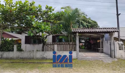 CASA A VENDA NO BALNEARIO SHANGRI-LA