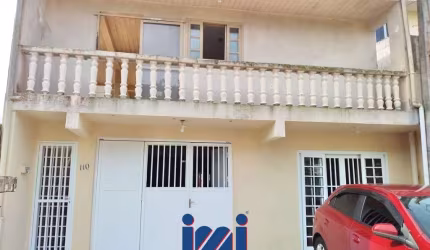 Sobrado comercial em avenida de Guaratuba