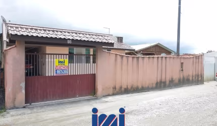 Casa 05 quartos com piscina Matinhos Pr
