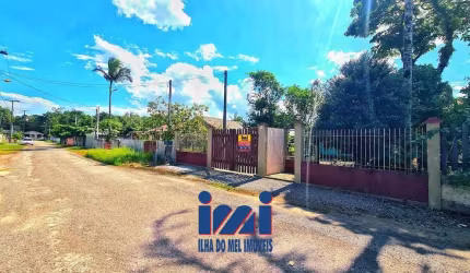 Casa a venda no Balneário Ipanema