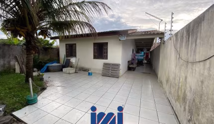 Casa á venda no Céu Azul - próximo ao mar!