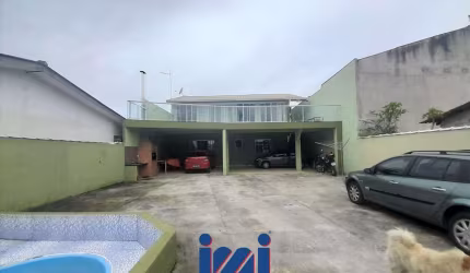 Sobrado com 5 quartos em Pontal do Paraná
