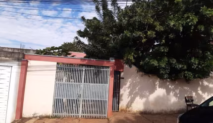 Casa com 2 dormitórios à venda, 200 m² por R$ 500.000,00 - Jardim Planalto - Salto/SP