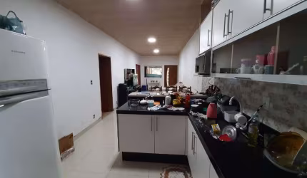 Chácara/casa, com 3 casas com 6 dormitórios à venda, 1020 m² por R$ 1.200.000 - Bairro da Mina - Itupeva/SP
