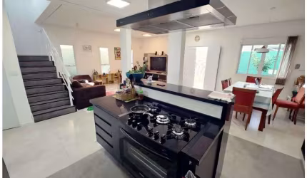 Casa com 3 dormitórios à venda, 223 m² por R$ 900.000,00 - Santa Isabel - Itupeva/SP