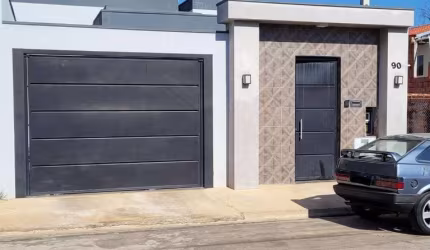 Casa com 2 dormitórios à venda, 106 m² por R$ 530.000,00 - Jardim São Pedro - Elias Fausto/SP