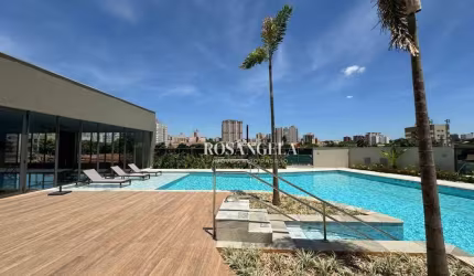 Apartamento de 197 m² com 3 suítes à venda no Holt Place