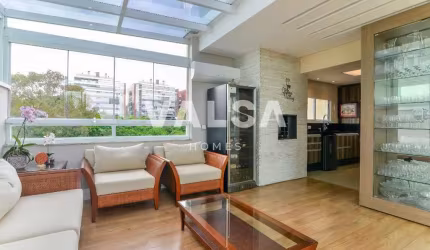 Excelente cobertura com 3 suítes e 3 vagas no melhor do Ecoville!
