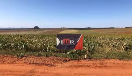 Fazenda em Serranópolis - GO