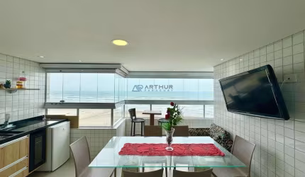 Apartamento à venda em Praia Grande bairro Maracanã frente mar com 2 dormitórios