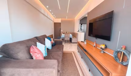 Apartamento à Venda em Praia Grande com 1 quarto, Varanda com Vista Mar
