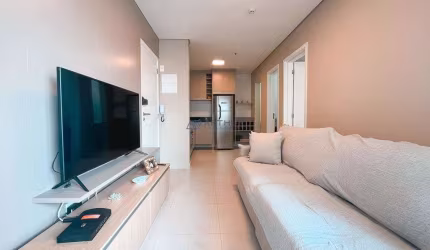 Apartamento à venda em Praia Grande no Boqueirão, 01 dormitório, 01 vaga , 39m²