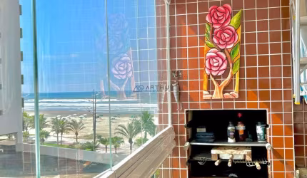 Apartamento à venda em Praia Grande mobiliado de 1 quarto com 1 vaga frente mar