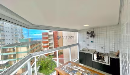 Apartamento à venda em Praia Grande mobiliado com vista mar sendo 2 dorms