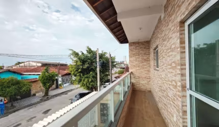 Sobrado em condomínio à venda em Praia Grande no bairro Maracanã
