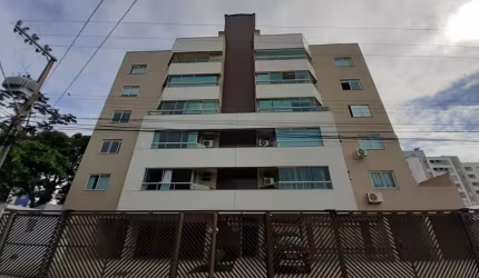 VENDE APARTAMENTO PRAIA BRAVA OU PERMUTA POR APARTAMENTO