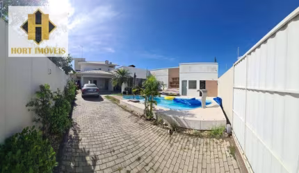 Casa com 3 dormitórios à venda, 300 m² por R$ 2.000.000,00 - Universitário - Tijucas/SC