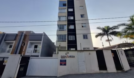 Apartamento com1 suíte mais 1 quarto à venda no bairro Costa e Silva em Joinville - SC por R$ 350.000,00.