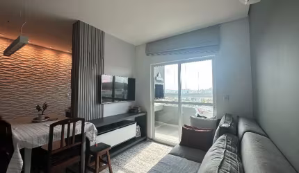 Apartamento com 1 suíte mais 1 quarto à venda no bairro Floresta em Joinville-SC por R$ 450.000,00.