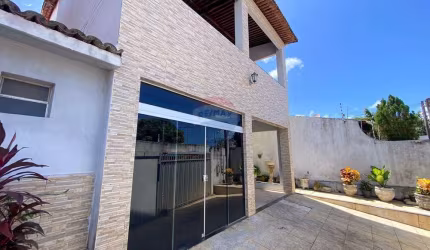 Duplex com 3 Suítes, Piscina e Escritório – Nova Parnamirim