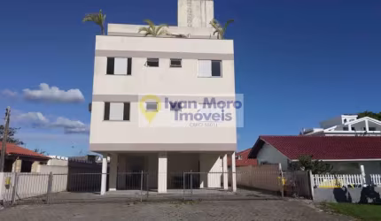 Prédio Inteiro com 11 apartamentos em Daniela - Florianópolis - SC