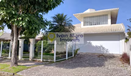 Casa à venda em Daniela - Florianópolis - SC