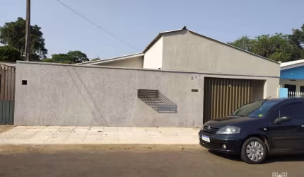 Casa com 4 dormitórios à venda, Uvaranas, PONTA GROSSA - PR