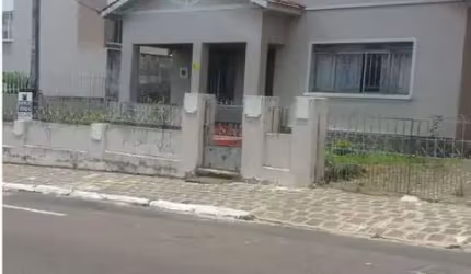 VENDA- CASA CENTRO