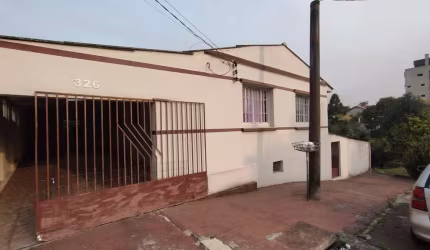 Residência com 200m  ,04 quartos sendo 02 suítes Nova Rússia, PONTA GROSSA - PR